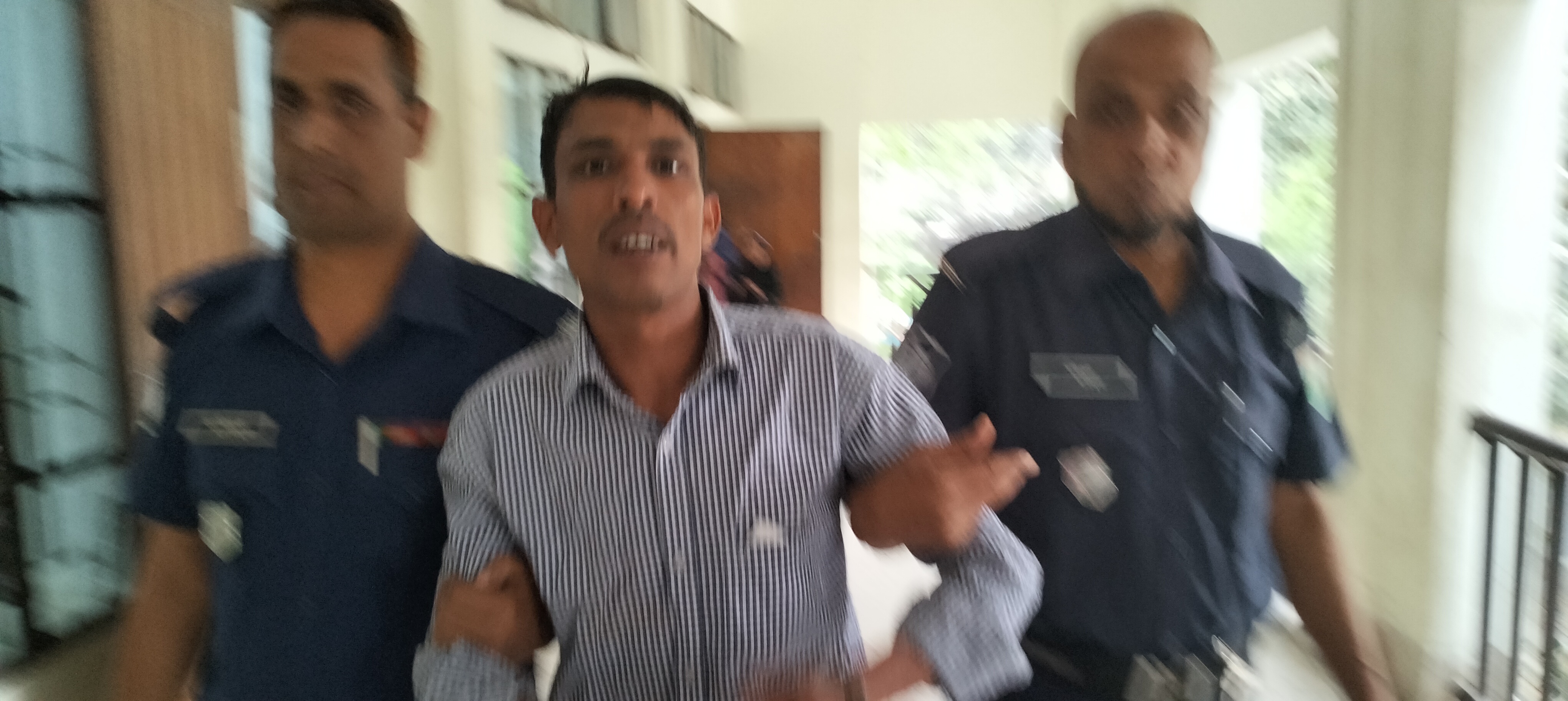 চাঁপাইনবাবগঞ্জে ২ কেজি হেরোইন মামলায় যুবকের যাবজ্জীবন